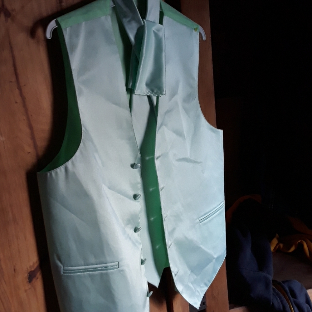 Mint green vest with matching tie and pocket squar